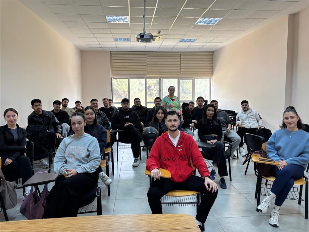 Danışman Öğrenci Görüşmesi Gerçekleşti